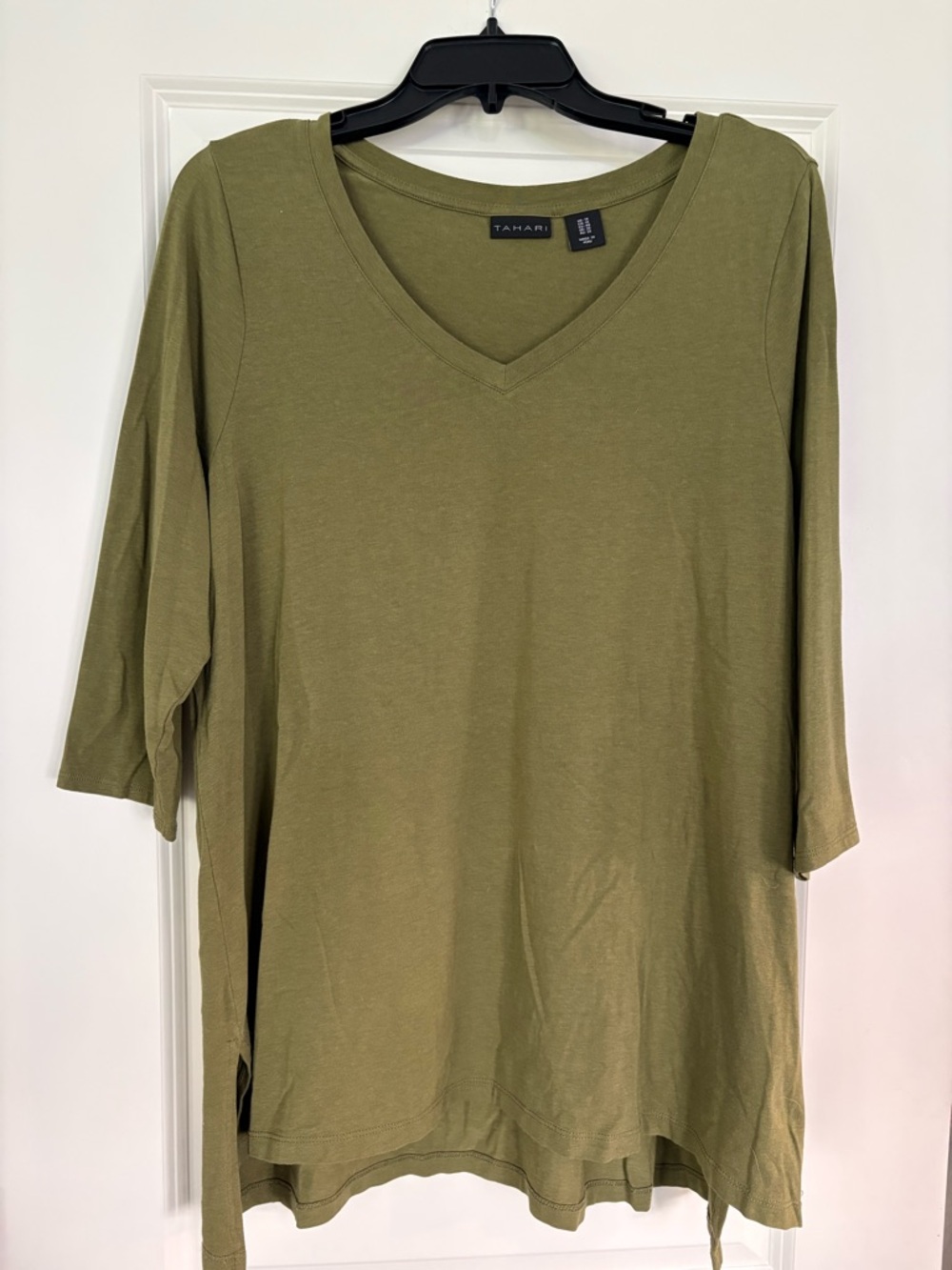 Tahari Olive Green V-Neck Long Sleeve Tee
